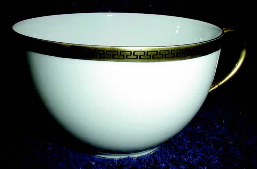 HUT808 Footed Cup by Hutschenreuther-1