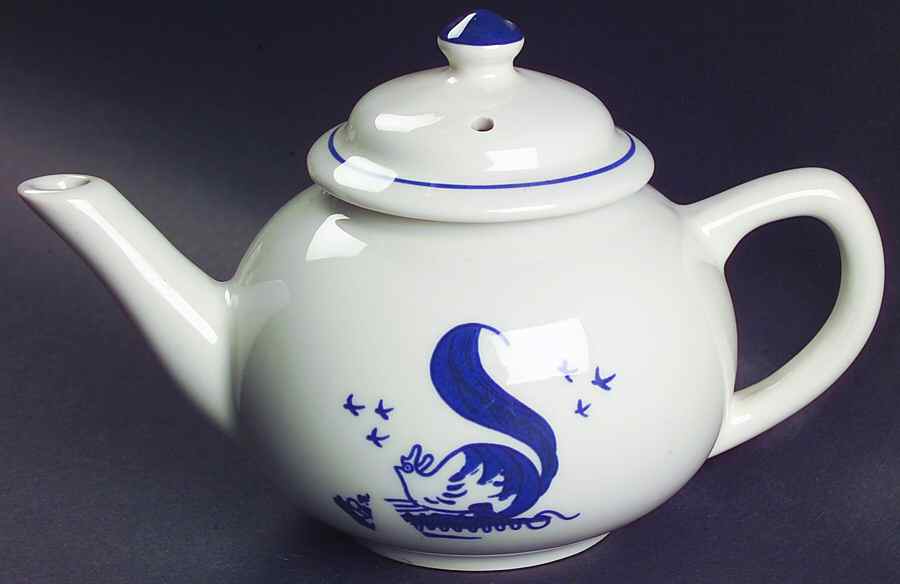Christiana Campbell's Tavern Teapot & Lid by Homer Laughlin -1