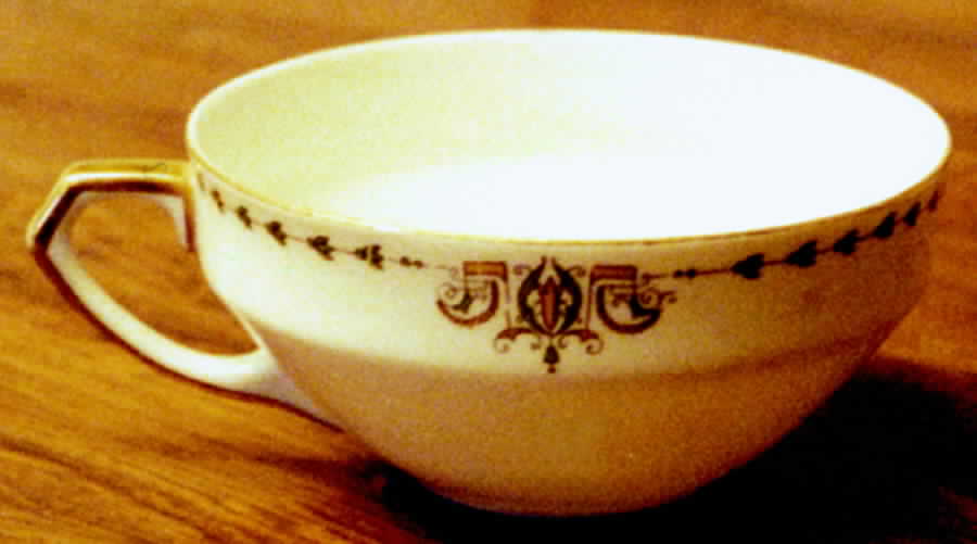 6541 Flat Cup by Heinrich - H&C-1