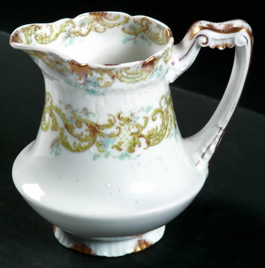 H1226 Creamer by Haviland-1