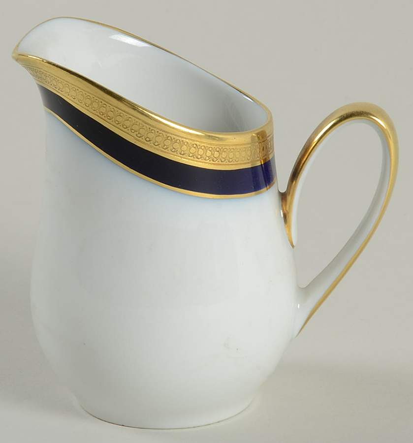 604578 Creamer by Hutschenreuther-1