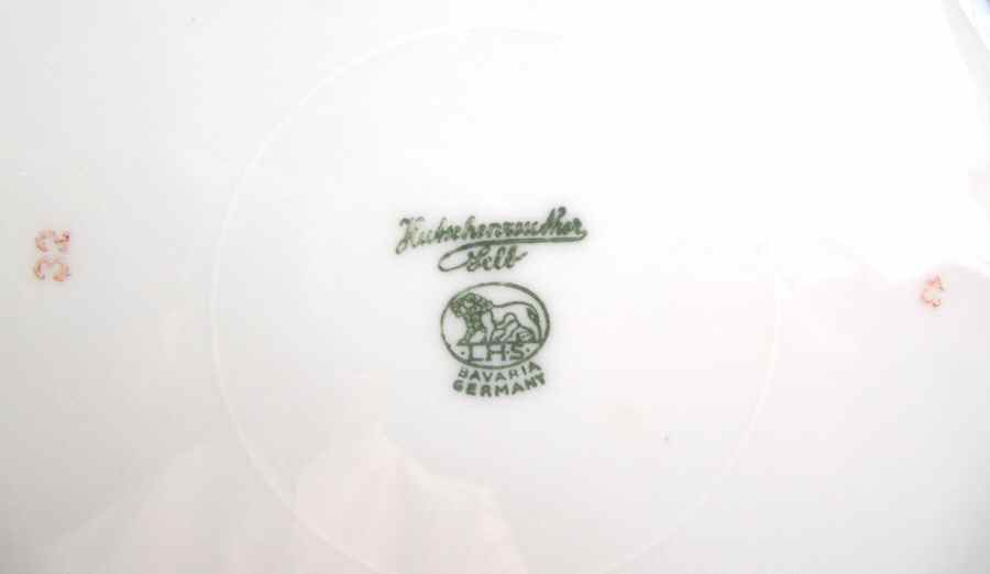 HUT827 Round Vegetable No Lid by Hutschenreuther-1