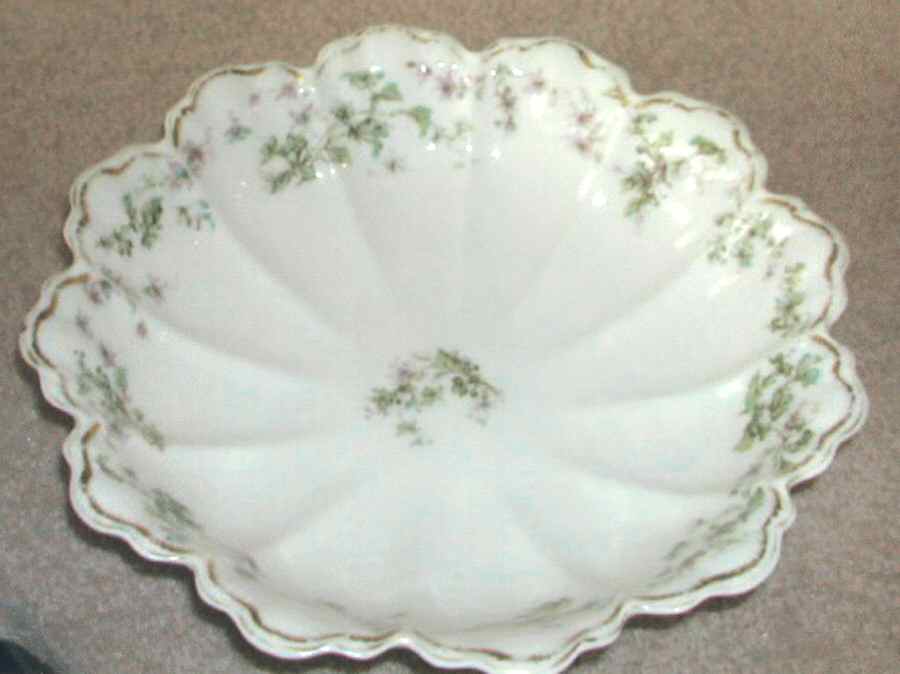 Schleiger 32H 9" Round Vegetable Bowl by Haviland-1