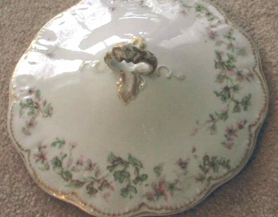 Schleiger 32H Lid for Round Vegetable by Haviland-1