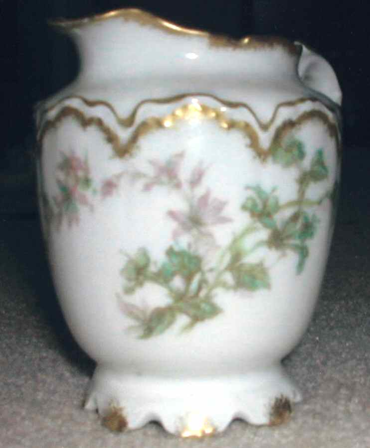 Schleiger 32H Mini Creamer by Haviland-1