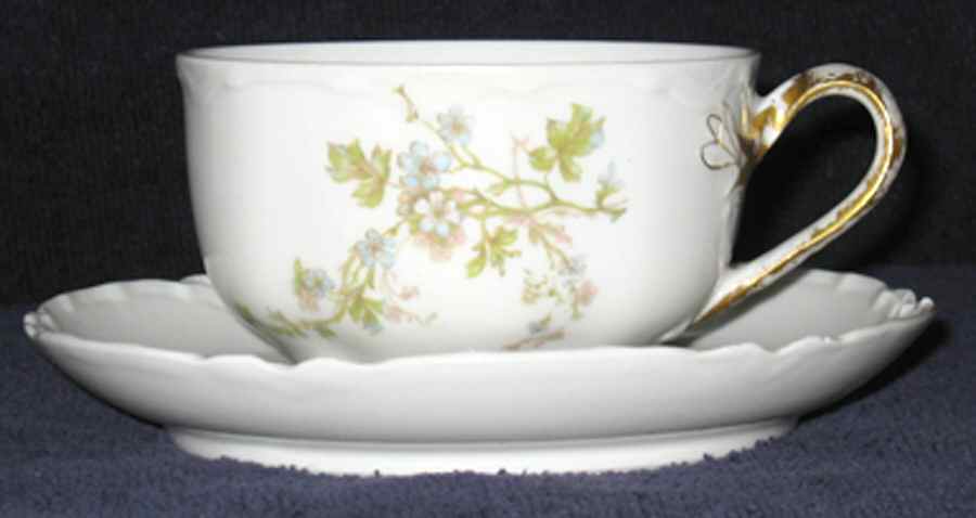 Schleiger 34e Flat Cup & Saucer Set by Haviland-1