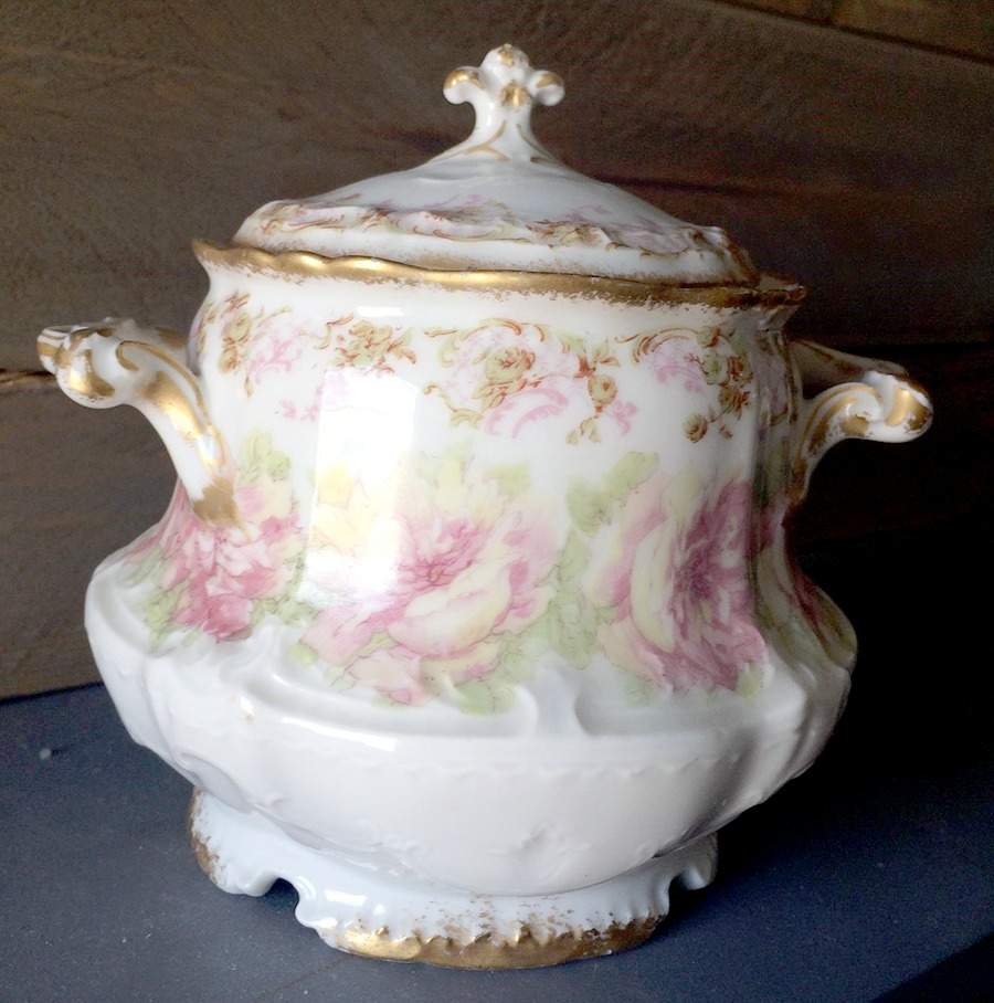 Schleiger 55i Sugar Bowl & Lid by Haviland-1