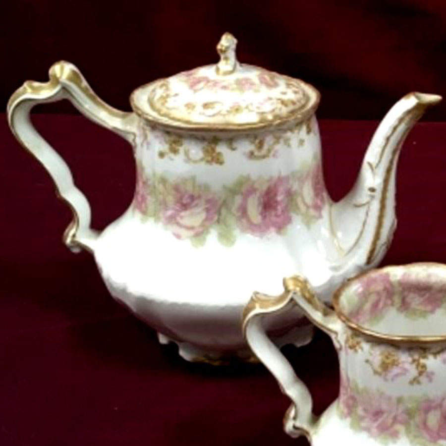 Schleiger 55i Teapot & Lid by Haviland-1