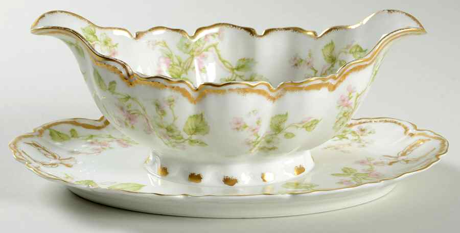 Schleiger 62j Gravy Boat with Attached Underplate by Haviland-1