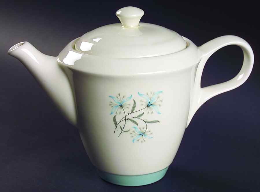 Cynthia Teapot & Lid by Homer Laughlin -1