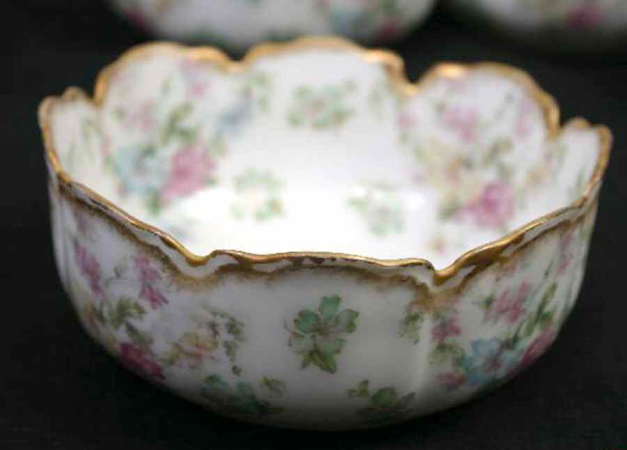 Schleiger 72c Ramekin by Haviland-1