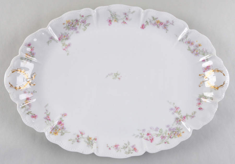 Schleiger 75a 16" Oval Serving Platter by Haviland-1