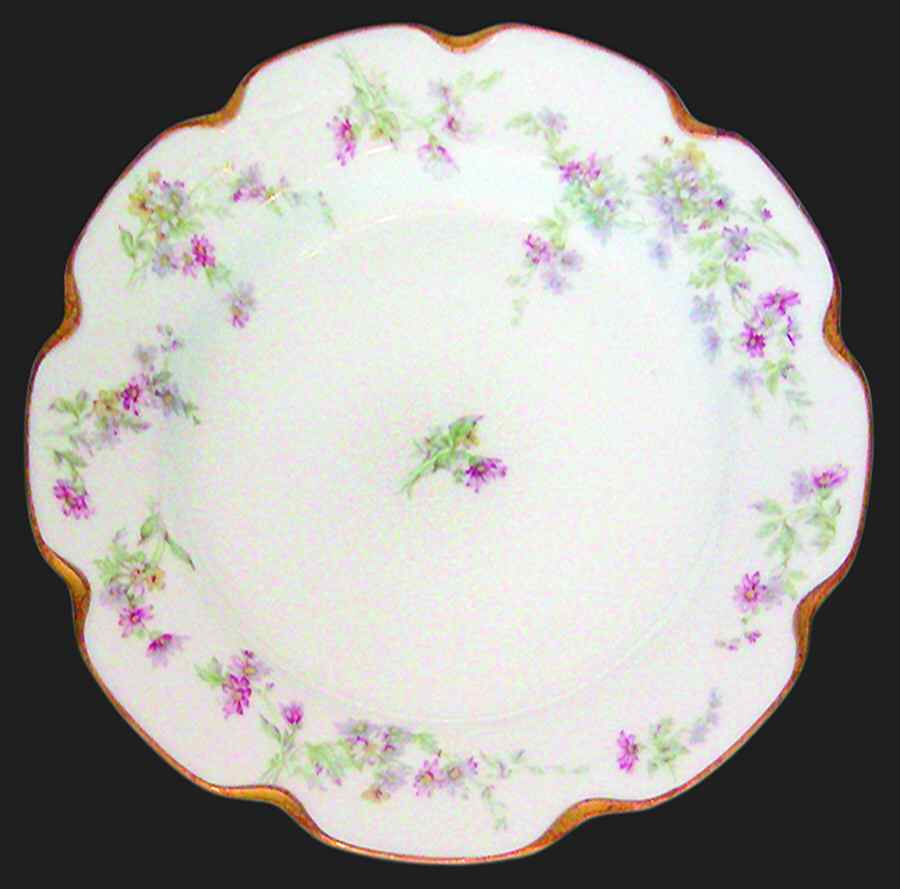 Schleiger 75o Dinner Plate by Haviland-1
