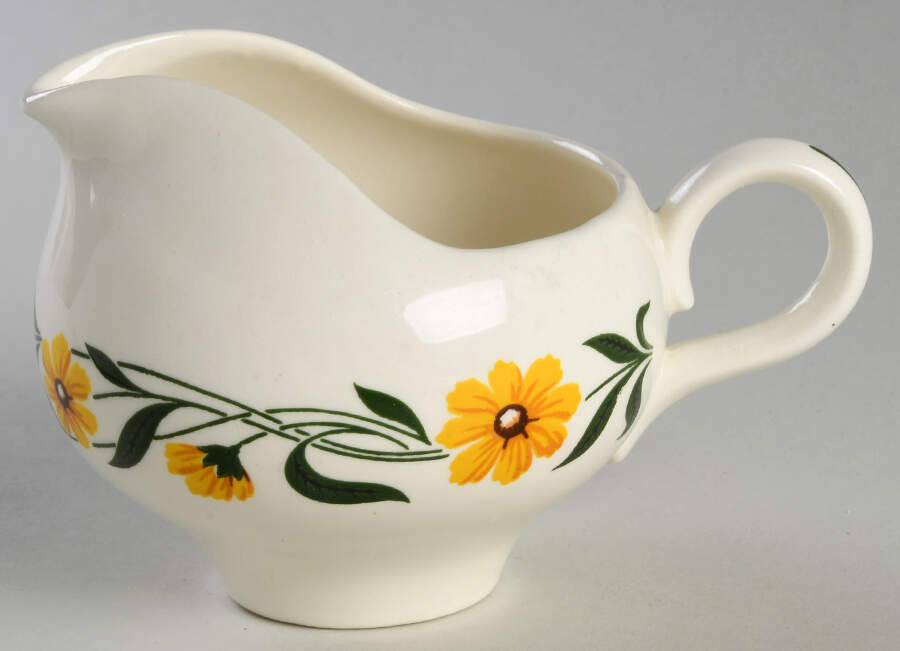 Yellow Daisy Creamer by Homer Laughlin -1