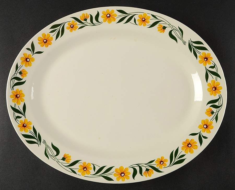 Yellow Daisy 13" Oval Serving Platter by Homer Laughlin -1