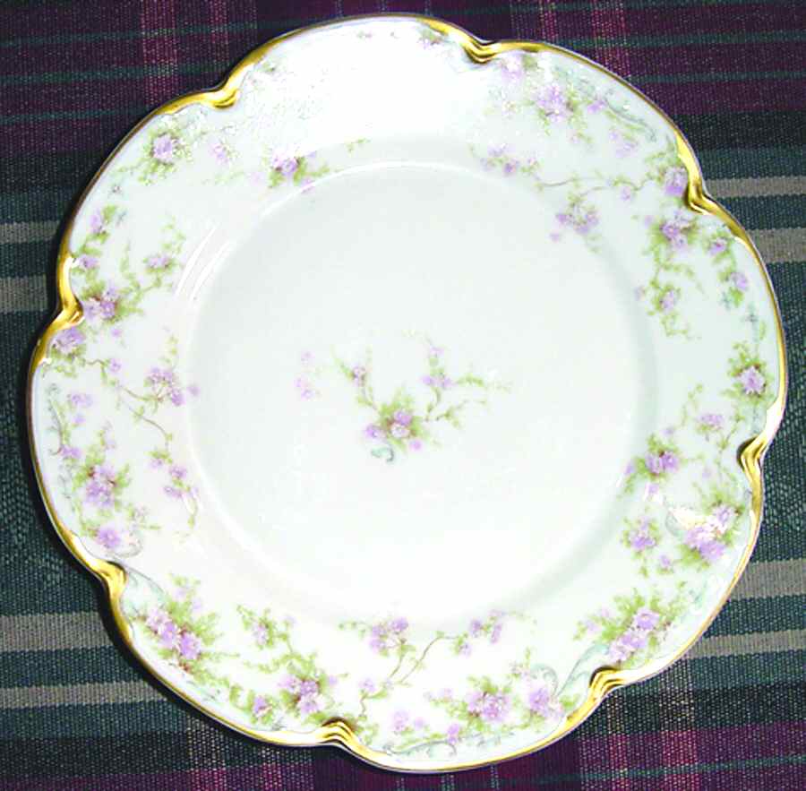 Schleiger 142f Luncheon Plate by Haviland-1