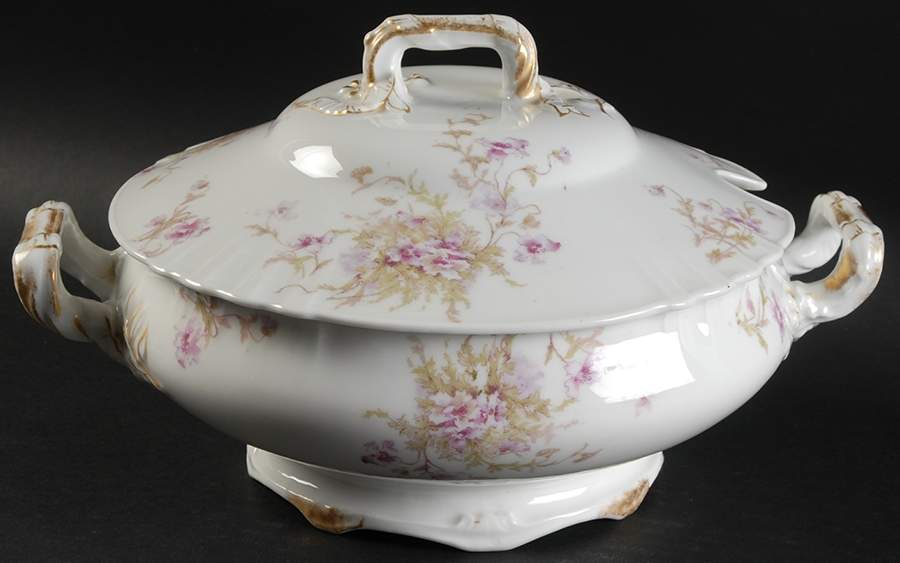 Schleiger 147b Tureen &  Lid by Haviland-1