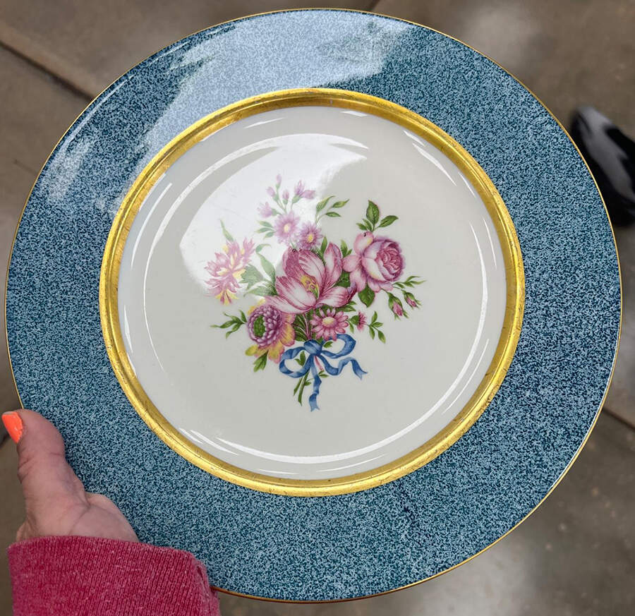H1301 Dinner Plate by Haviland-1