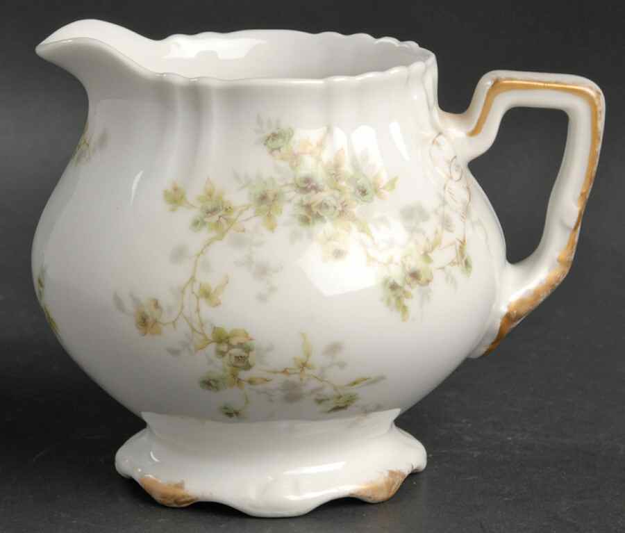 Schleiger 150az Creamer by Haviland-1