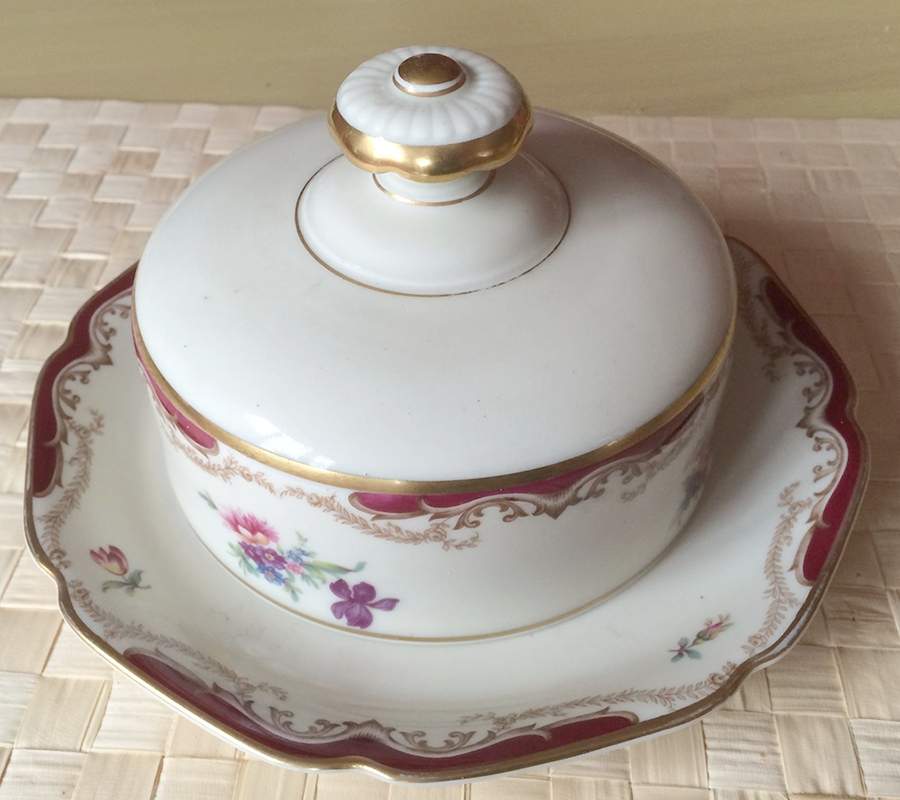 HC645 Round Covered Butter by Heinrich - H&C-1