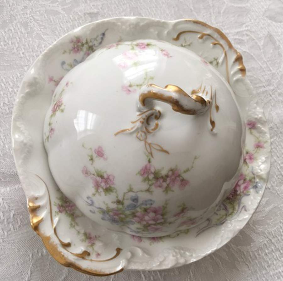Schleiger 155j Round Covered Butter by Haviland-1