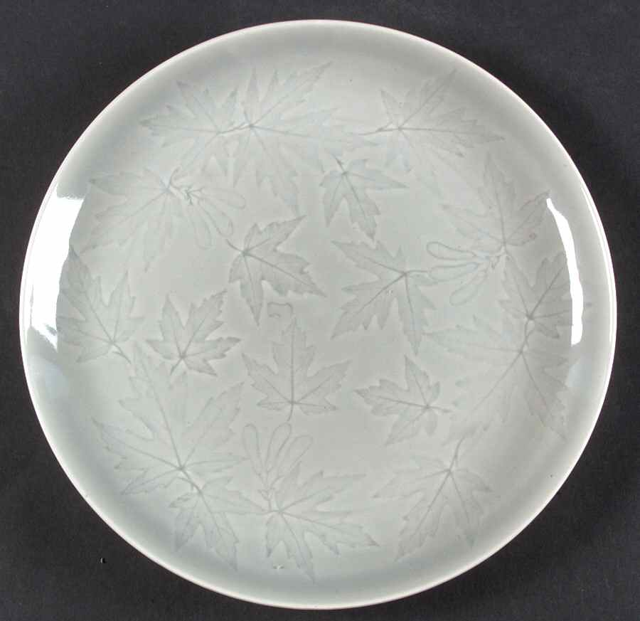 Woodsong Gray Dinner Plate by Harker-1