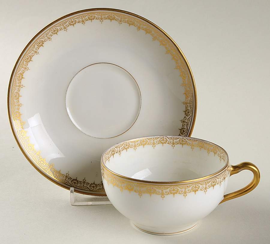 H1311 Flat Cup & Saucer Set by Haviland-1