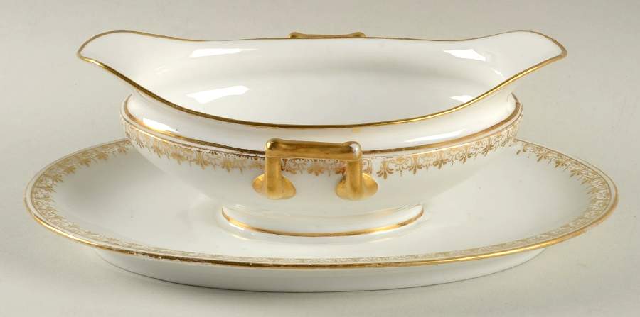 H1311 Gravy Boat with Attached Underplate by Haviland-1