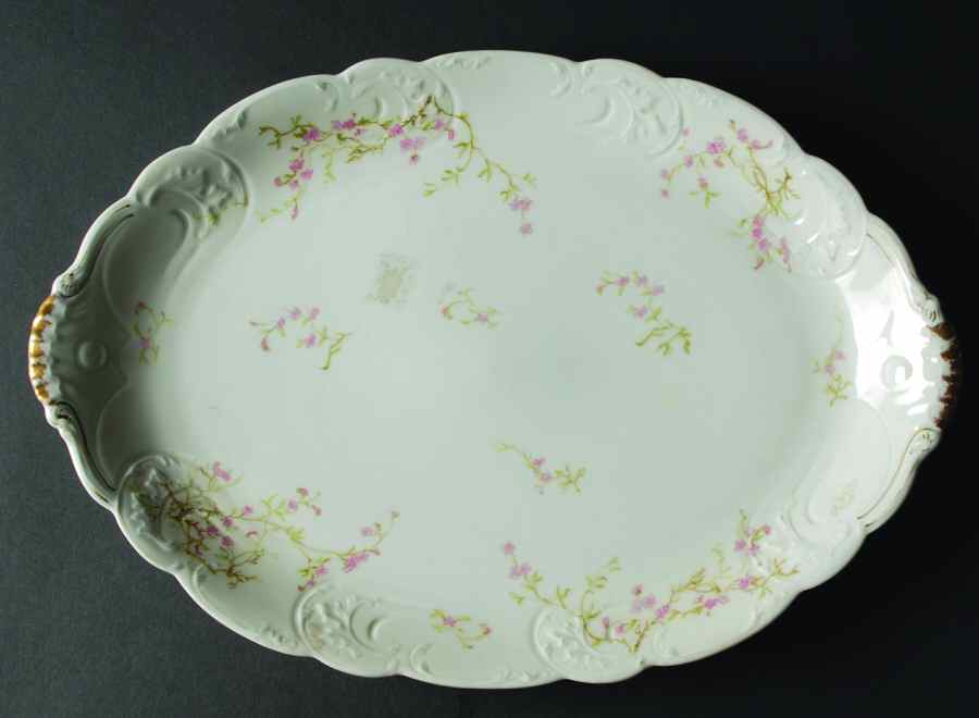 Schleiger 667e 15" Oval Serving Platter by Haviland-1