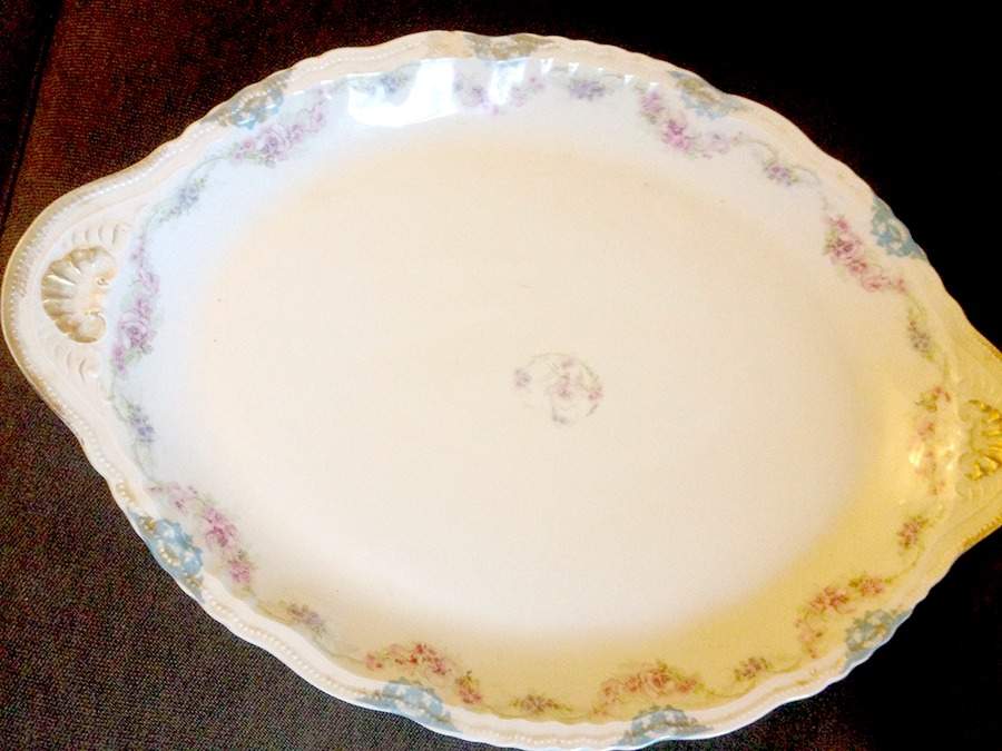 Schleiger 1066-1 20" Oval Serving Platter by Haviland-1