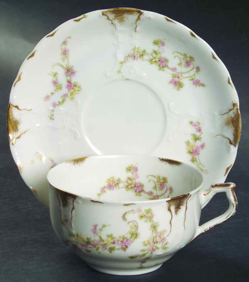 Schleiger 233i Flat Cup & Saucer Set by Haviland-1