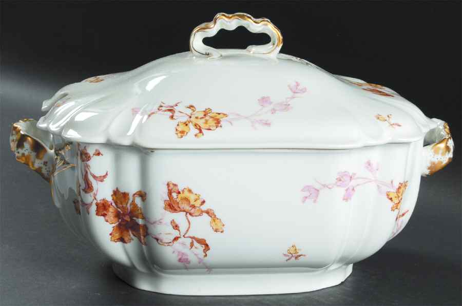 Schleiger 234e Tureen &  Lid by Haviland-1