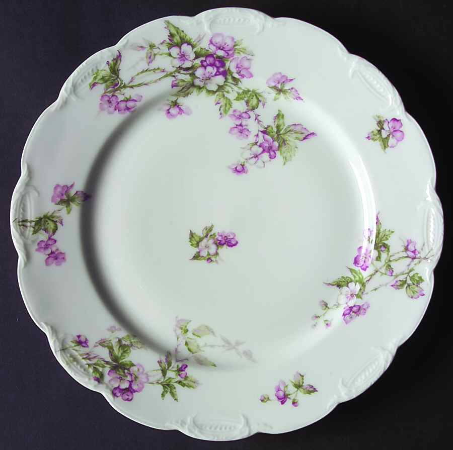 Schleiger 241d Dinner Plate by Haviland-1