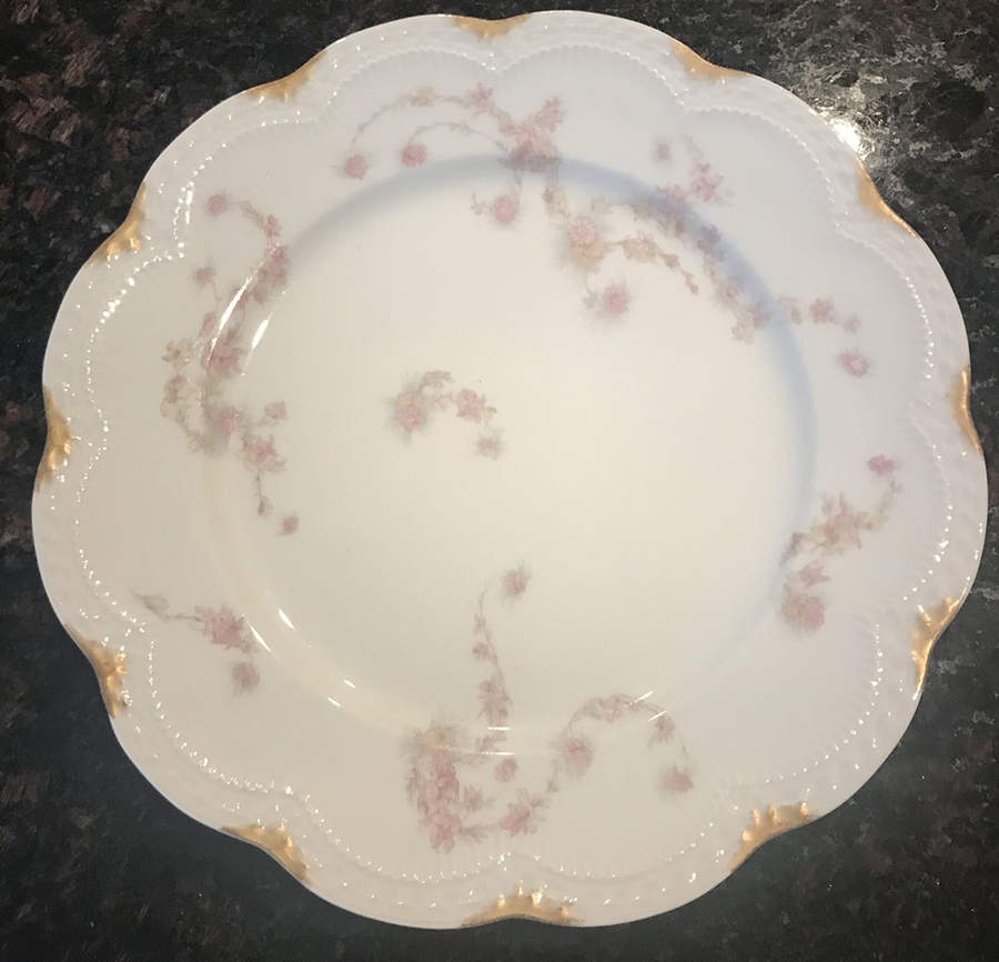 Schleiger 247d Dinner Plate by Haviland-1