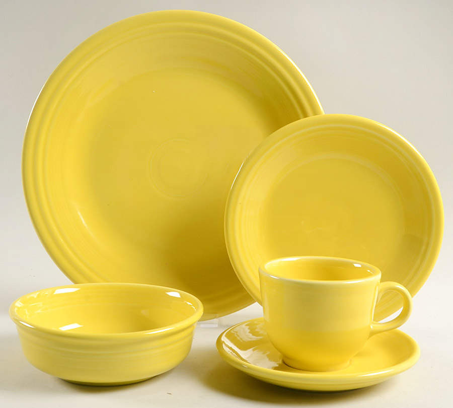 Fiesta Sunflower (Intro 2001) 5 Piece Place Setting by Homer Laughlin -1