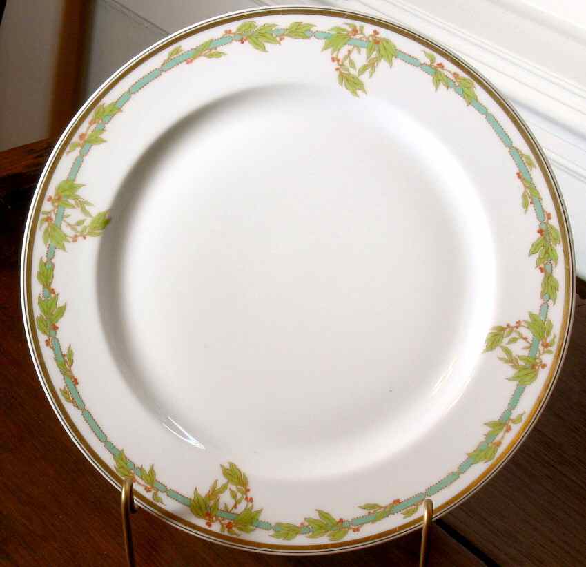 Schleiger 275 Dinner Plate by Haviland-1