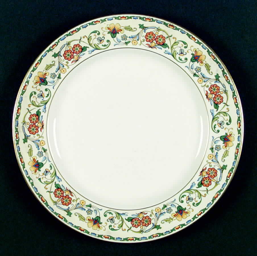 135 Dinner Plate by Homer Laughlin -1