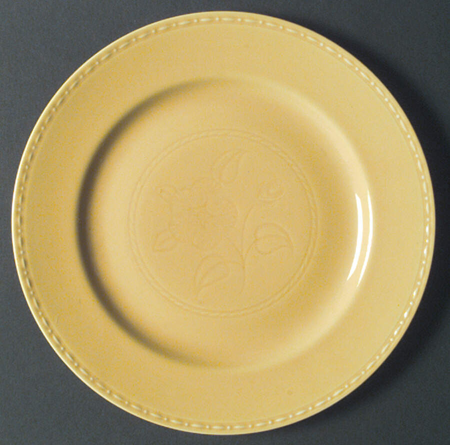HLC1634 Dinner Plate by Homer Laughlin -1