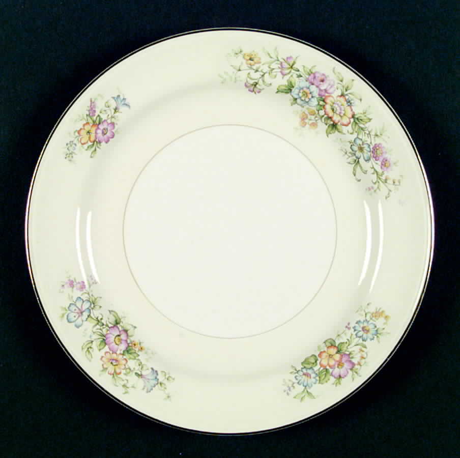 9760 Dinner Plate by Homer Laughlin -1