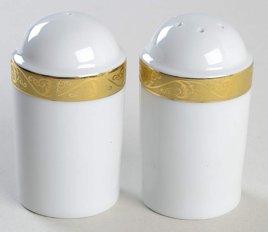 Chamberlain Salt & Pepper Set by Home Accents-1