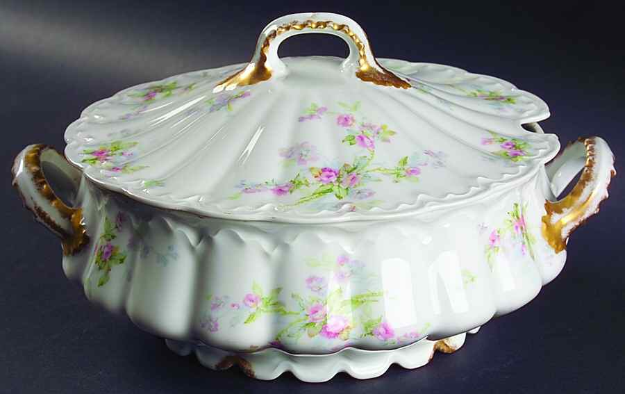 Schleiger 310e Tureen &  Lid by Haviland-1