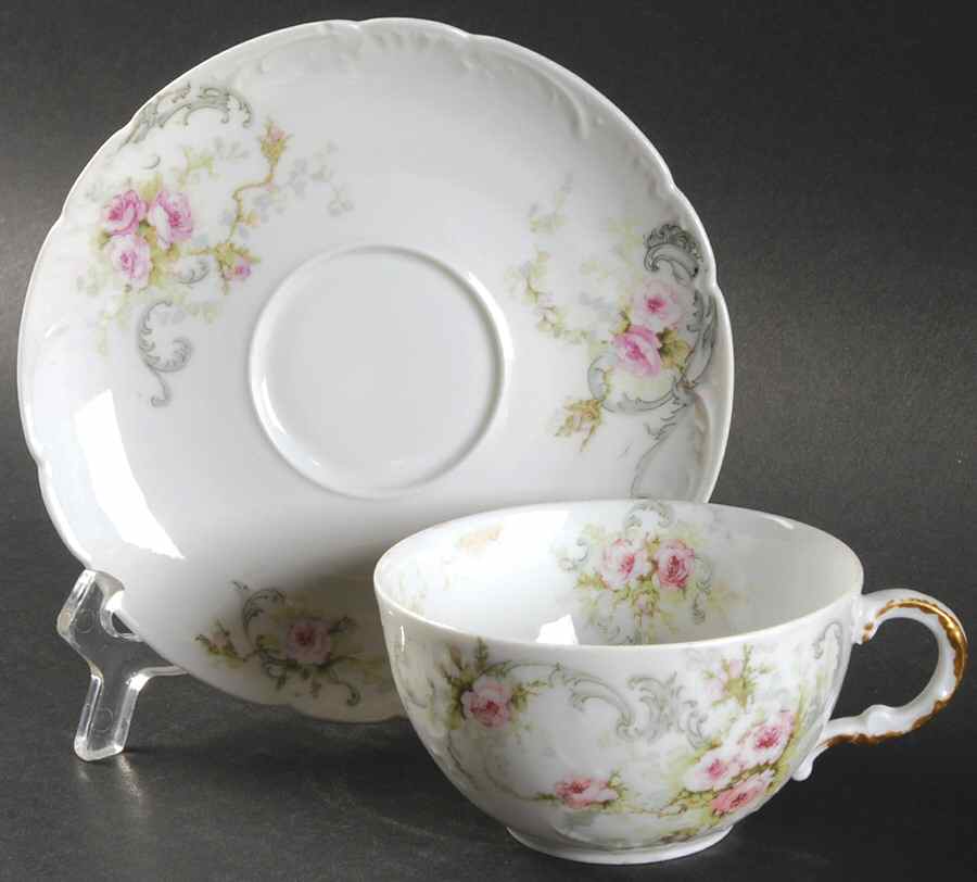 Schleiger 312c Flat Cup & Saucer Set by Haviland-1