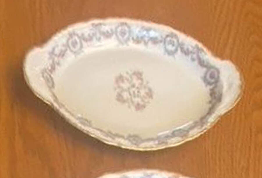 Schleiger 330c 9" Oval Serving Platter by Haviland-1