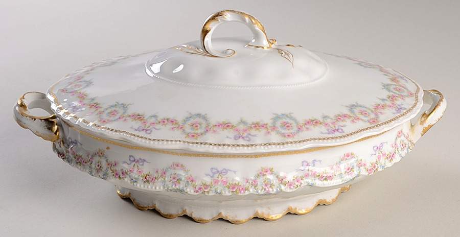Schleiger 330c Oval Covered Vegetable by Haviland-1