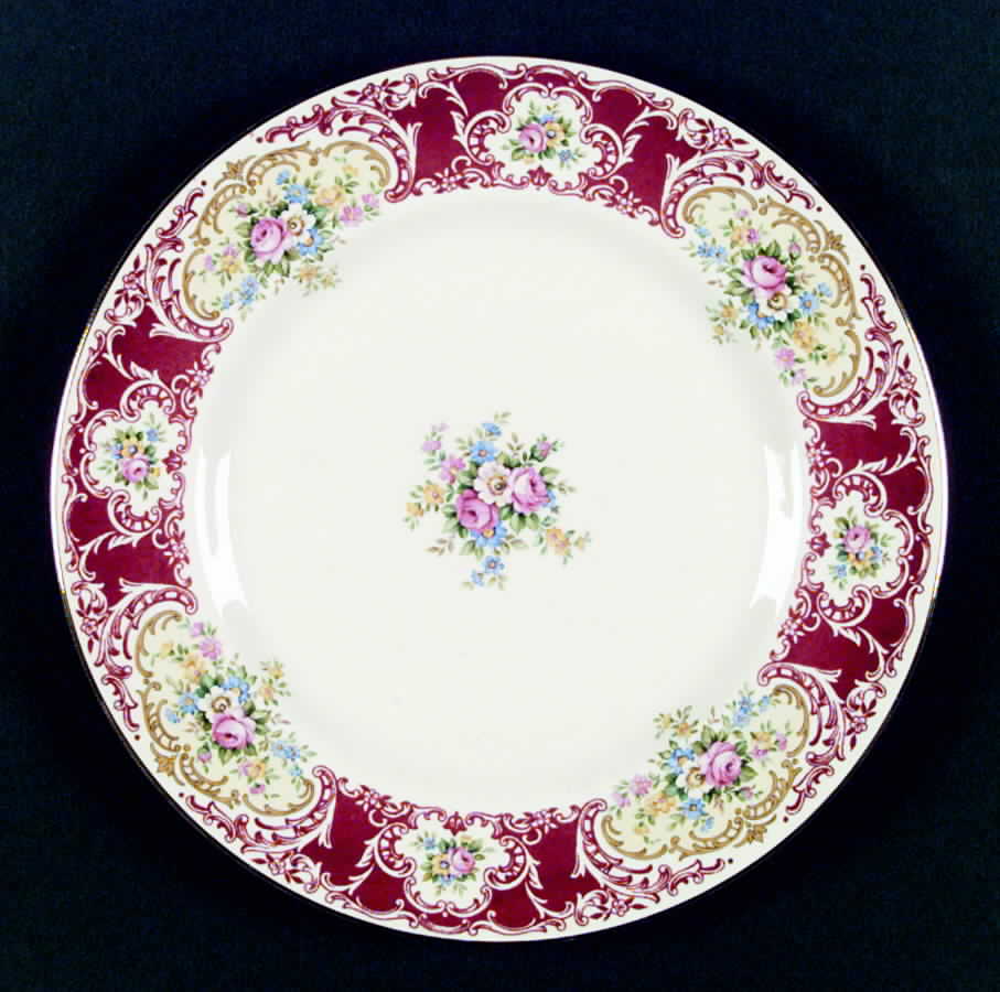 FW115 Dinner Plate by Homer Laughlin -1