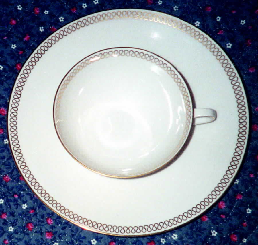 HC334 Flat Cup & Saucer Set by Heinrich - H&C-1