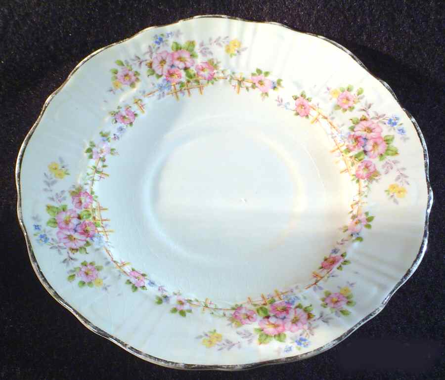 HLC1683 Saucer by Homer Laughlin -1