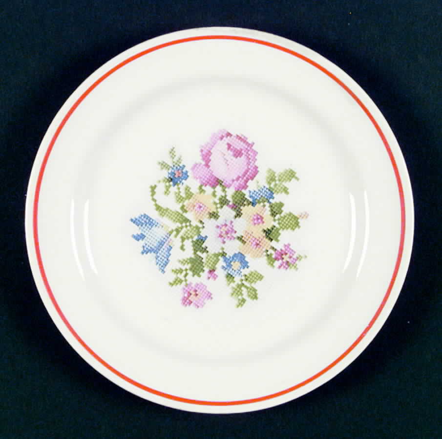 N334 Dinner Plate by Homer Laughlin -1