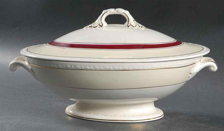 G3324 Oval Covered Vegetable by Homer Laughlin -1