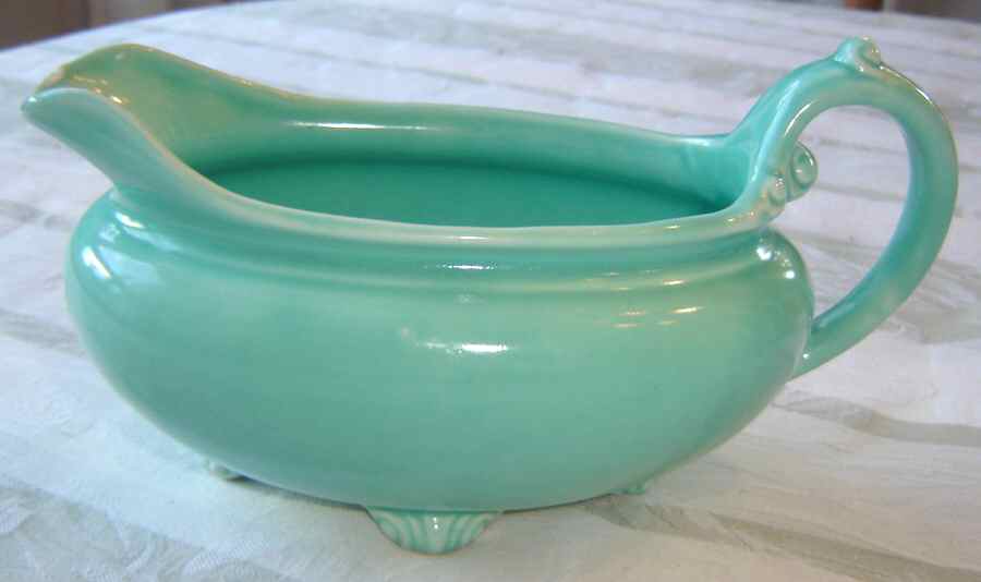 HLC1700 Gravy Boat by Homer Laughlin -1
